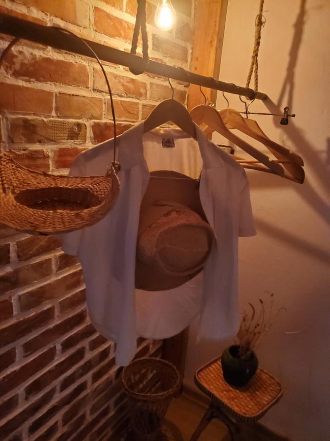 Relax Inn Korce Esterno foto