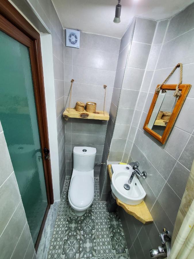 Relax Inn Korce Esterno foto